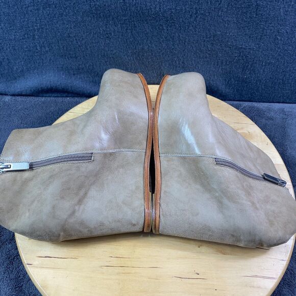 Dolce Vita Women's Size 9.5 Tan Suede Leather Hidden Wedge Bootie Zipper Ankle - Picture 8 of 9